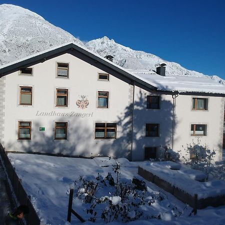 Landhaus Zangerl - Kobelerhof Landeck Exterior photo